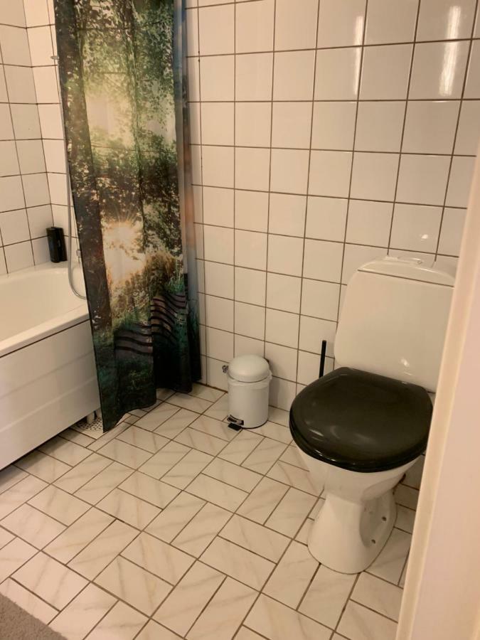 Cozy & Private Room In The Middle Of Lofoten Leknes Exterior photo