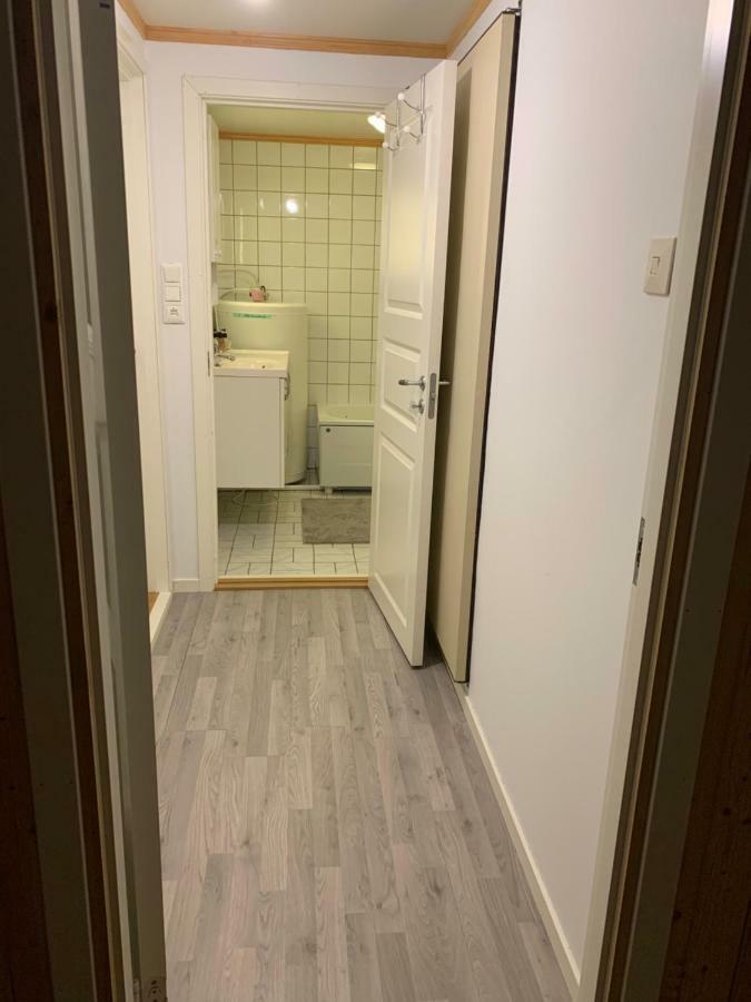 Cozy & Private Room In The Middle Of Lofoten Leknes Exterior photo